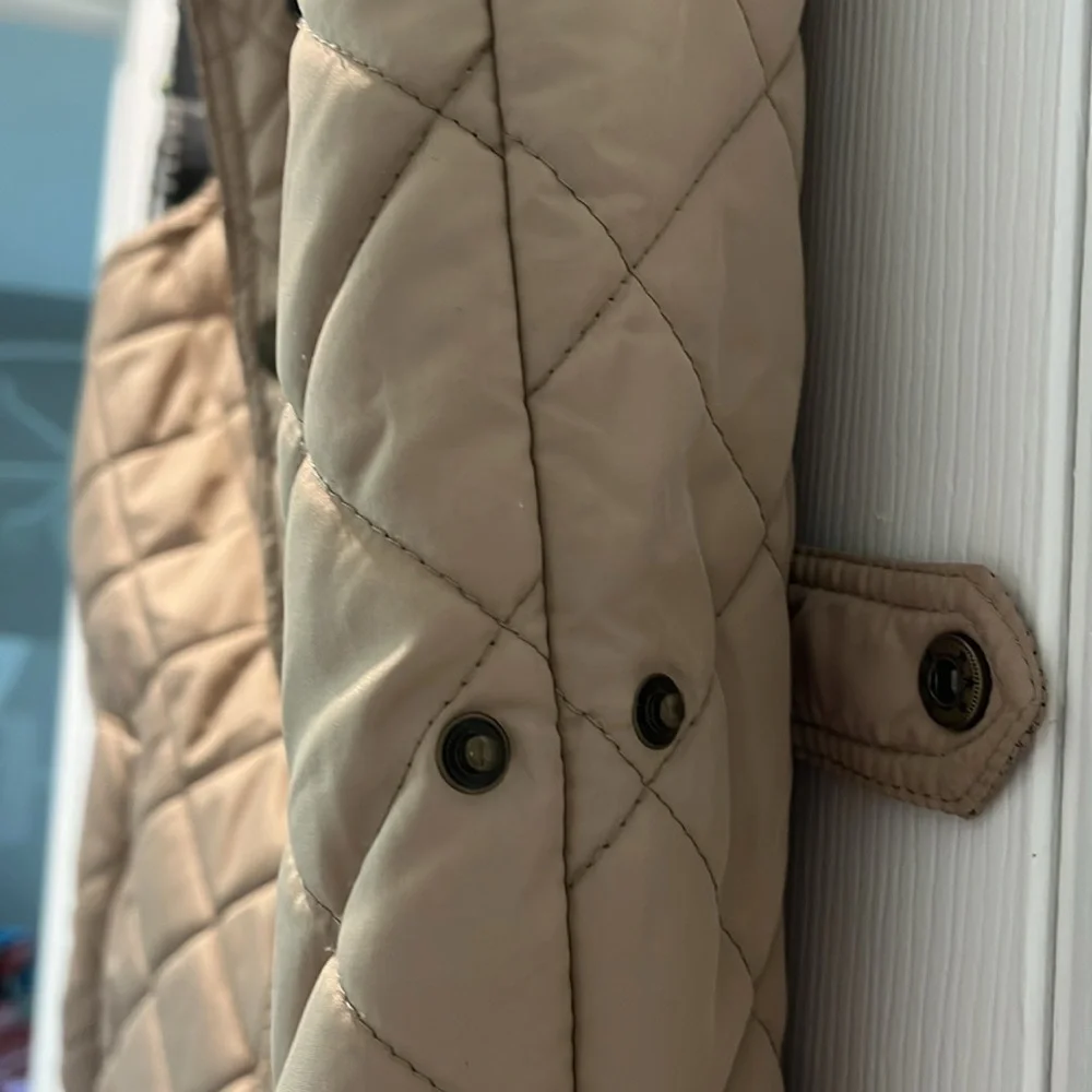 Ralph Lauren Men’s tan vest - zip & snap front large - Picture 6 of 7